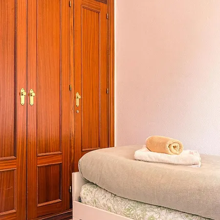 El Pelicano Parking Free Grupo Ac Gestion